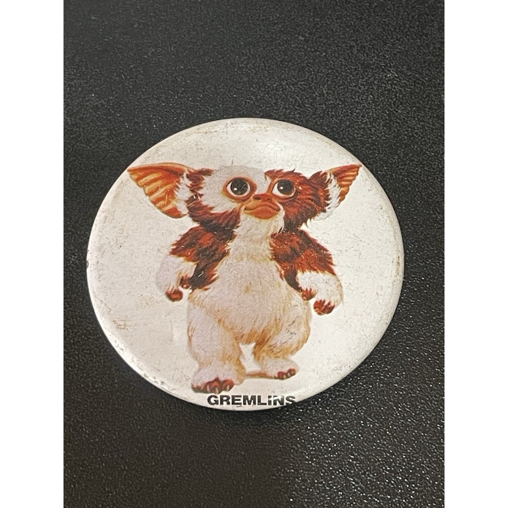 Vintage Gremlins Gizmo Pin Back Button 1984 Movie Memorabilia Mogwai 80s Retro - Picture 6 of 6